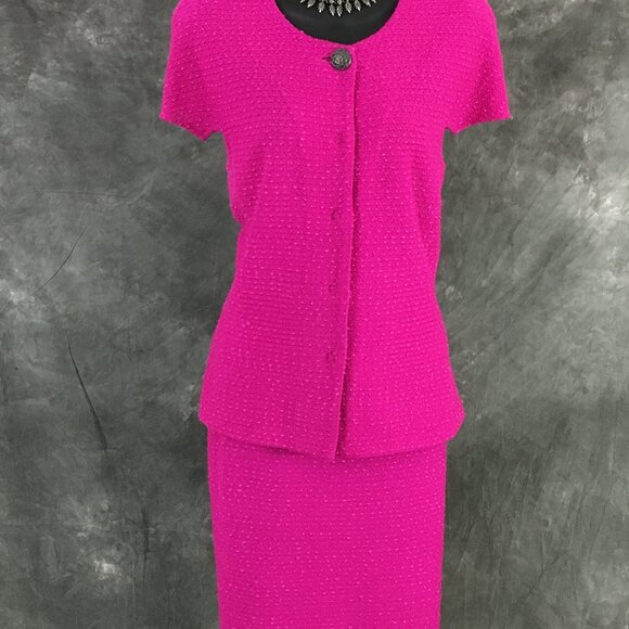 BEAUTIFUL St John knit pink jacket skirt suit size 6 - Picture 4 of 11